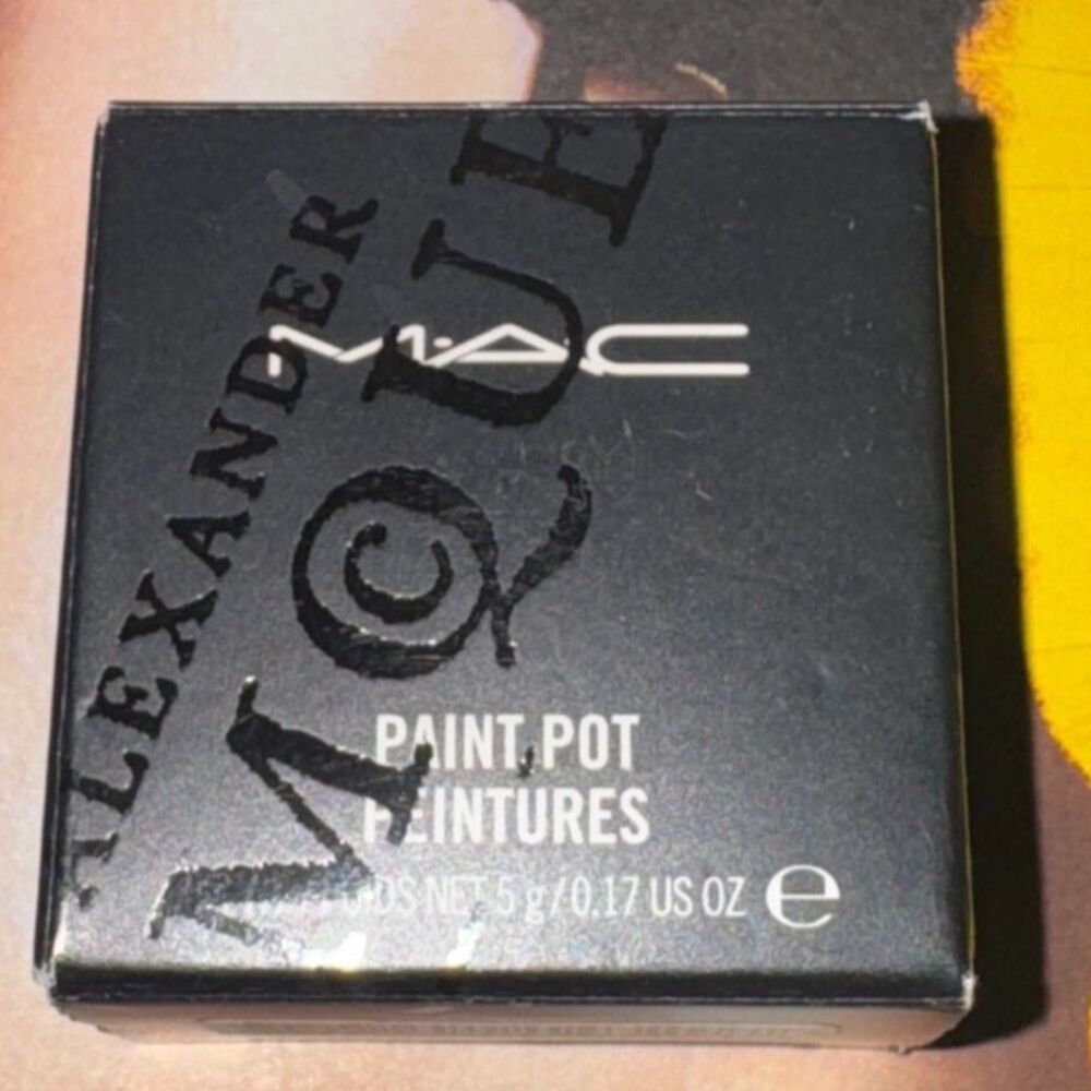 MAC ELECTRO SKY PAINT POT~LIMITED EDITION~ALEXANDER MCQUEEN